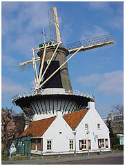 Oude (nog werkende) molen hartje Wassenaar